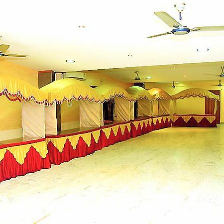 Sindhu Towers Hotel Vellore Exterior foto