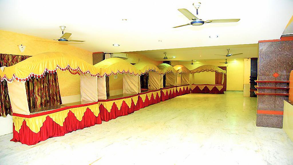 Sindhu Towers Hotel Vellore Exterior foto